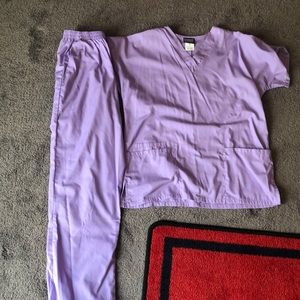 Women’s set Cherokee scrubs. Color ORCW